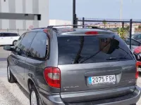 Usado Chrysler Voyager Limited 150 CV (110 kW) 2007 Gris Monovolumen