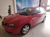 Usado Seat Ibiza 100 CV (73 kW) 2006 Rojo Utilitario