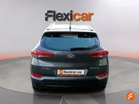 Usado Hyundai Tucson 132 CV (97 kW) 2018 Gris SUV