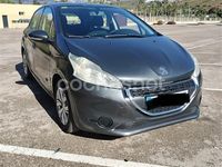 Usado Peugeot 208 Active 82 CV (60 kW) 2014 Gris / plata Utilitario