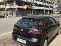 Usado Seat Ibiza Reference 85 HP (62 kW) 2008 Preto Sedan