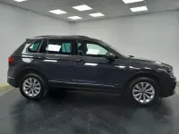 Usado VW Tiguan Life 245 CV (180 kW) 2022 Gris SUV