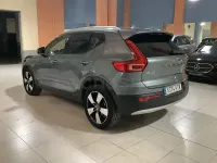 Usado Volvo XC40 Momentum 150 CV (110 kW) 2019 Gris / plata SUV