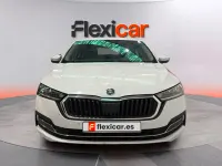 Usado Skoda Octavia Ambition 115 CV (84 kW) 2024 Blanco Berlina