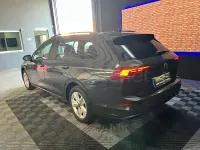 Usado VW Golf VIII Life 115 CV (84 kW) 2022 Gris / plata Familiar