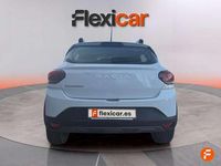 Usado Dacia Sandero Expression 91 CV (66 kW) 2024 Blanco Utilitario