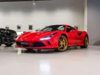 Begagnad Ferrari F8 711 HK (522 kW) 2022 Röd Cab