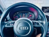 Usado Audi A1 Sportback 125 CV (91 kW) 2017 Azul Utilitario
