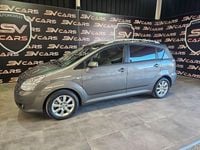 Usado Toyota Corolla Verso Luna 129 CV (94 kW) 2005 Gris / plata Monovolumen