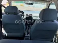 Usado Skoda Fabia Comfort 68 CV (50 kW) 2001 Verde Berlina