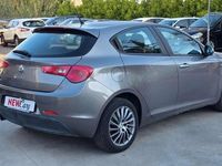 Usado Alfa Romeo Giulietta Distinctive 105 CV (77 kW) 2013 Negro Utilitario