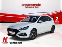 Usado Hyundai i30 120 CV (88 kW) 2023 Blanco Berlina