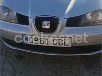 Usado Seat Ibiza Fresh 64 CV (47 kW) 2002 Gris / plata Utilitario