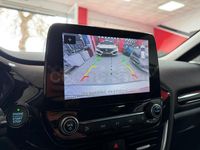 Usado Ford Fiesta Active 100 CV (73 kW) 2019 Gris / plata Utilitario