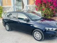 Usado Fiat Tipo Lounge 95 CV (69 kW) 2017 Azul Berlina