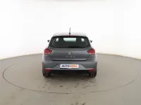 Usado Seat Ibiza Style 95 CV (69 kW) 2018 Gris Utilitario