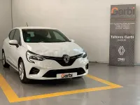 Usado Renault Clio V Zen 100 CV (73 kW) 2021 Blanco Berlina