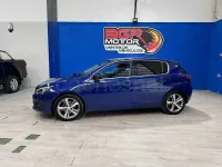 Usado Peugeot 308 Allure 130 CV (95 kW) 2020 Azul Berlina