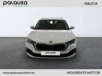 Usado Skoda Octavia Ambition 110 CV (80 kW) 2021 Blanco Familiar