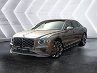 Usado Bentley Flying Spur Mulliner 793 CV (583 kW) 2025 Gris Berlina
