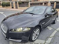 Usado Jaguar XF Luxury 241 CV (177 kW) 2015 Gris Berlina