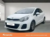 Usado Kia Rio 84 CV (61 kW) 2016 Blanco Utilitario