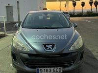 Usado Peugeot 308 110 CV (80 kW) 2008 Gris / plata Berlina