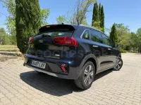 Usado Kia Niro 141 CV (103 kW) 2022 Azul SUV