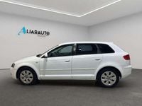 Usado Audi A3 Sportback Ambiente 105 CV (77 kW) 2008 Blanco Utilitario