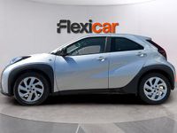 Usado Toyota Aygo X Play 72 CV (52 kW) 2024 Gris SUV