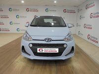 Usado Hyundai i10 66 CV (48 kW) 2019 Azul claro Utilitario