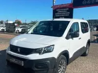 Usado Peugeot Rifter Business-Line 100 CV (73 kW) 2023 Blanco Monovolumen