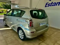 Usado Toyota Corolla Verso Luna 116 CV (85 kW) 2005 Gris / plata Monovolumen