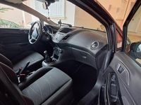 Usado Ford Fiesta Trend 82 CV (60 kW) 2015 Negro