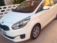 Usado Kia Carens 115 CV (84 kW) 2014 Blanco Monovolumen