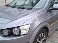 Usado Chevrolet Aveo LTZ 100 CV (73 kW) 2011 Gris / plata Berlina