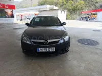 Usado Opel Vectra Cosmo 150 CV (110 kW) 2006 Gris / plata Berlina