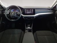 Usado Skoda Octavia Selection 150 CV (110 kW) 2025 Gris / plateado Familiar