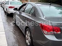 Usado Chevrolet Cruze LT 163 CV (119 kW) 2012 Gris / plata Berlina