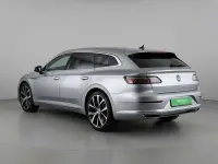 Usado VW Arteon R 324 CV (238 kW) 2023 Plateado Familiar
