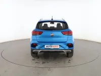 Käytetty MG ZS Luxury 111 HP (81 kW) 2022 Sininen Katumaasturi