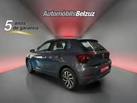 Usado VW Polo Life 95 HP (69 kW) 2023 Cinzento Citadino
