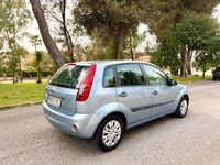 Usado Ford Fiesta Futura 68 CV (50 kW) 2007 Azul Utilitario