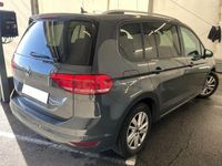Usado VW Touran Advance 122 CV (89 kW) 2021 Gris / plata Monovolumen