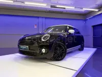 Usado Mini Cooper Clubman 136 CV (100 kW) 2021 Negro Familiar