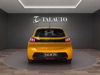 Usado Peugeot 208 Allure 99 CV (72 kW) 2021 Amarillo Utilitario