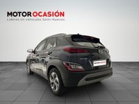 Usado Hyundai Kona 141 CV (103 kW) 2021 Verde metalizado SUV