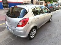 Usado Opel Corsa Cosmo 95 CV (69 kW) 2011 Gris / plata Utilitario