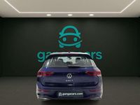 Usado VW Golf VIII Life 111 CV (81 kW) 2021 Azul Familiar