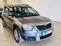 Usado Skoda Yeti Ambition 110 CV (80 kW) 2011 Gris / plata SUV
